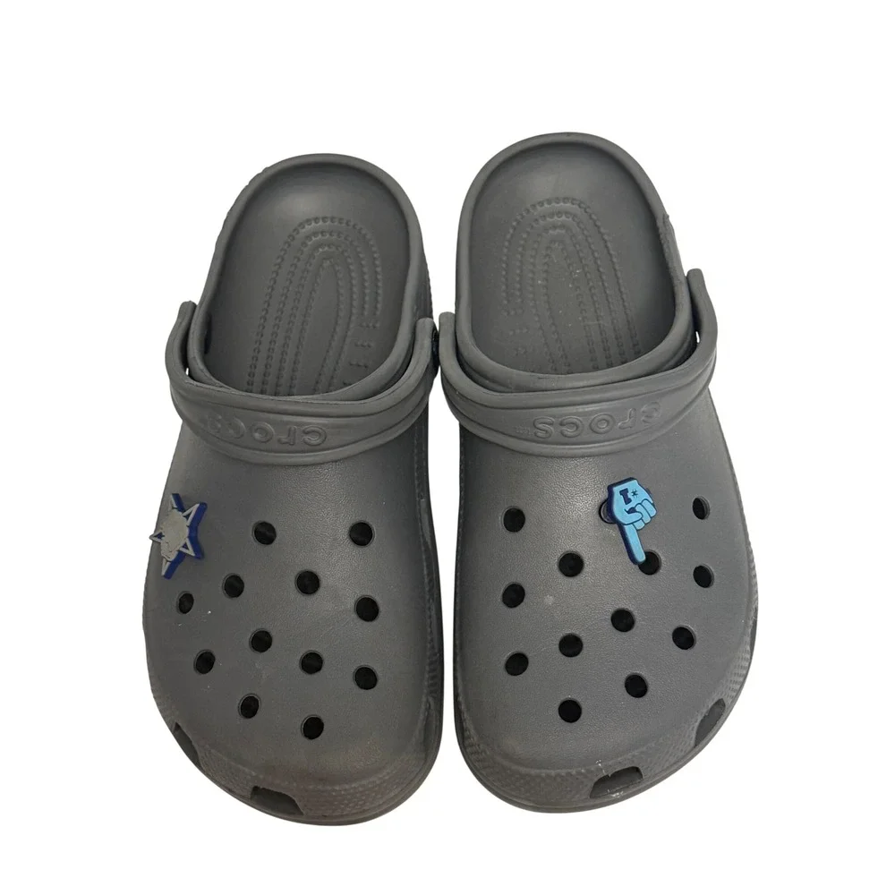 Crocs Classic Clog Slate Grey Mens 7 Womens 9 Slip On Shoes with Dallas Charms